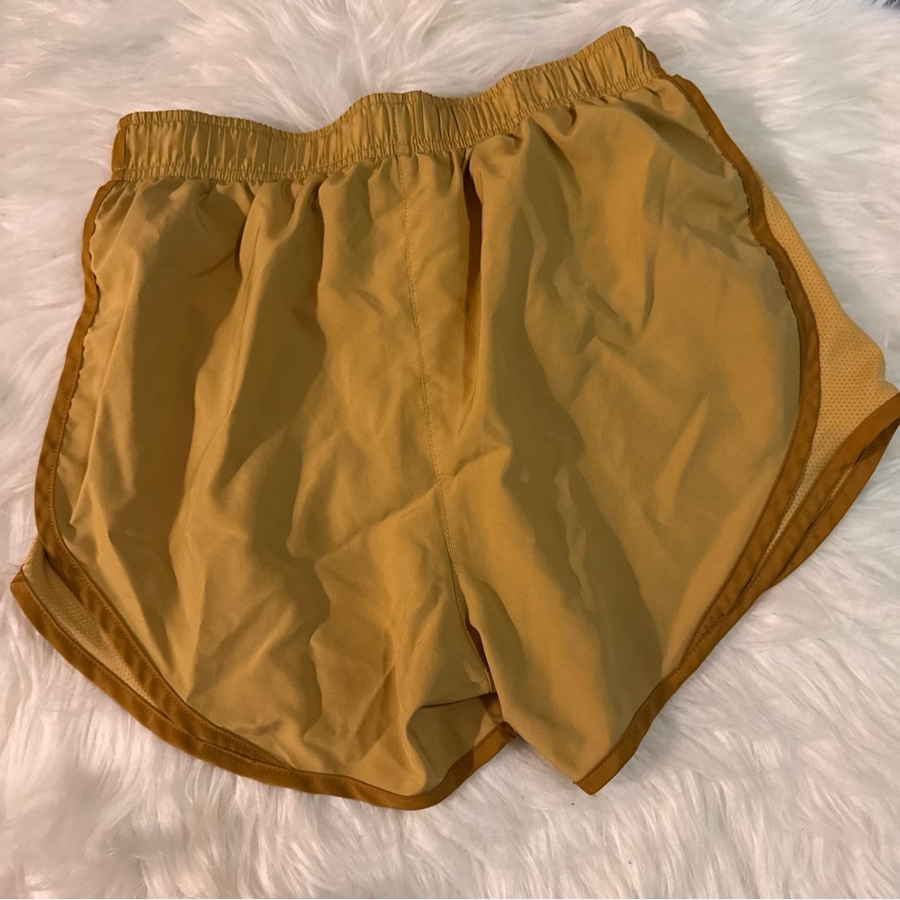 Nike dri-fit high waist mustard yellow workout gym shorts - Picture 4 of 4